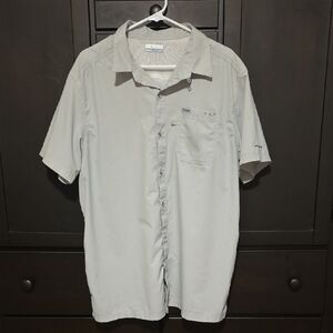 Columbia Short Sleeve